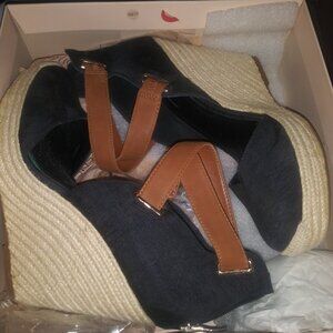 BCBGENERATION BG-Glenda Black Womens Ladies Girls 9m Wedges Heels Shoes